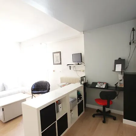 Grand Studio Center Apartment Paris